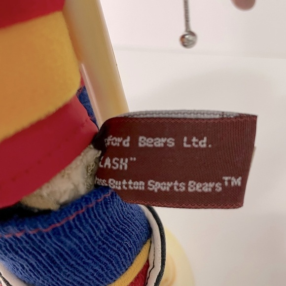12โ Hockey Player Brass Button Bear (Flash) - Sports Bears Collectable - NWOT - Picture 6 of 10